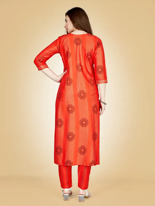 Orange_Ethnic_Print_Kurta_Set_With_Pants_For_Women