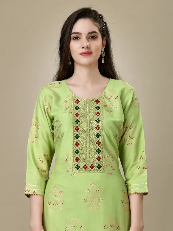 Light_Green_Elegant_Embroidered_Kurta_Set_With_Striped_Pants_For_Women
