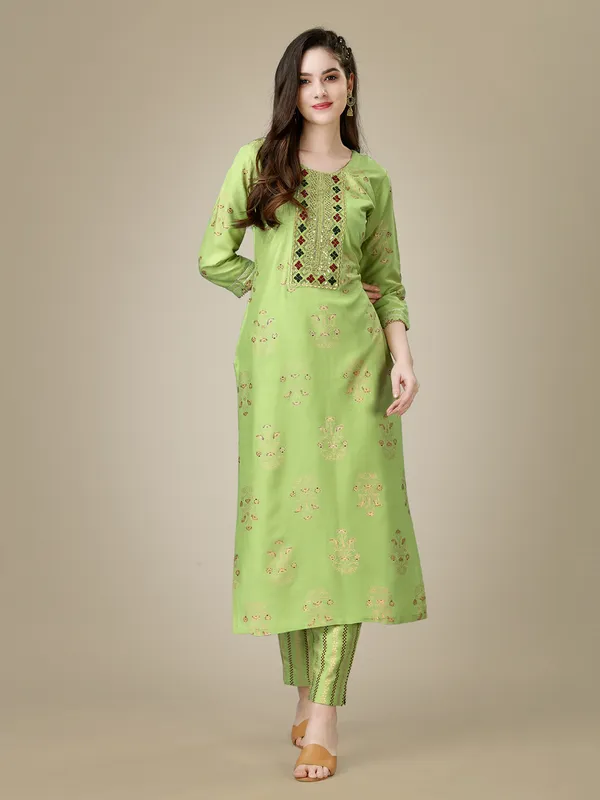 Light_Green_Elegant_Embroidered_Kurta_Set_With_Striped_Pants_For_Women