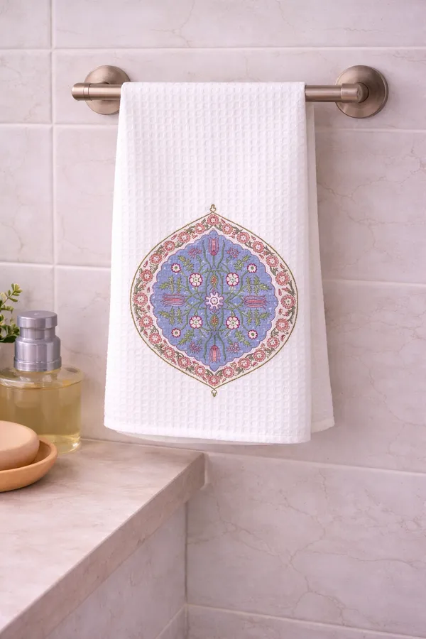 Off_White_Cotton_Waffle_Face_Towel_For_Everyday_Use