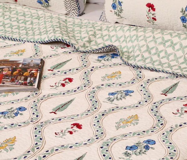 Off_White_100%_Cotton_Hand_Block_Quilted_Bedcover_King_For_Everyday_Use