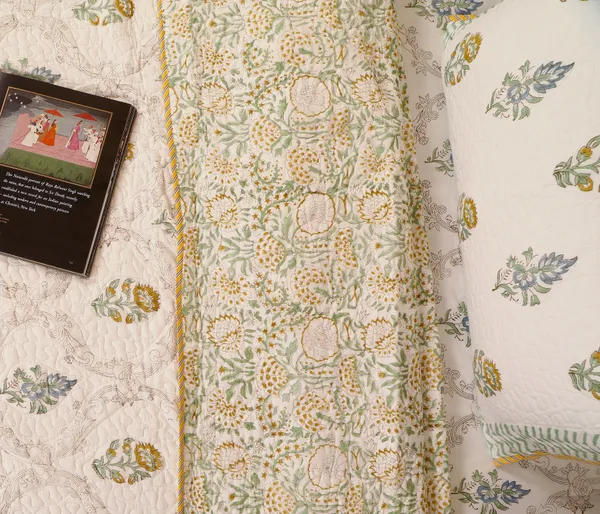 Off_White_100%_Cotton_Hand_Block_Quilted_Bedcover_King_For_Everyday_Use