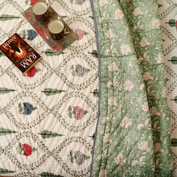 Off_White_100%_Cotton_Hand_Block_Bedding_Sets_For_Everyday_Use