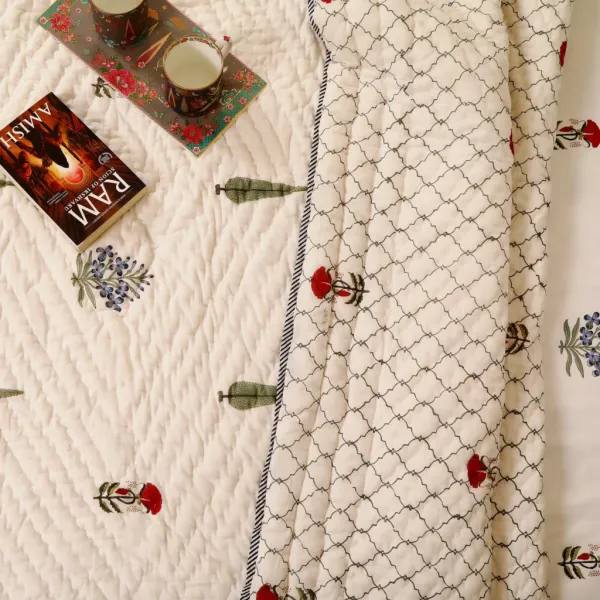 Off_White_100%_Cotton_Hand_Block_Bedding_Sets_For_Everyday_Use