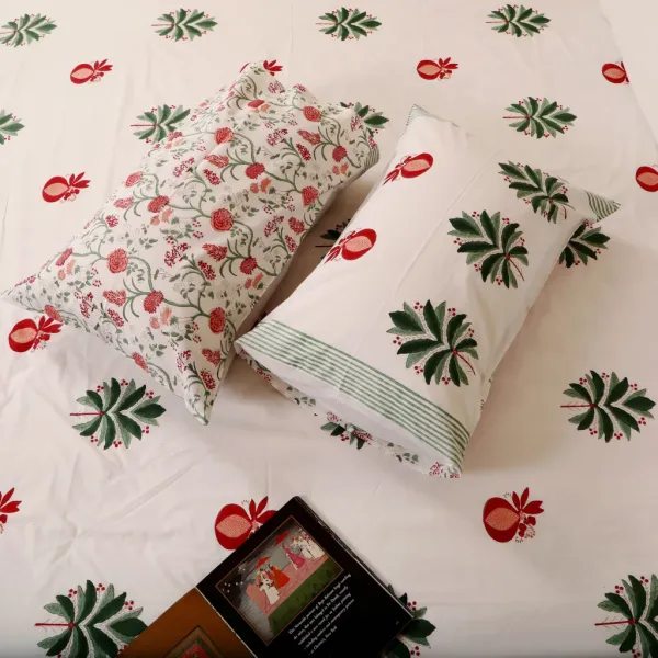 Off_White_100%_Cotton_Hand_Block_Bedding_Sets_For_Everyday_Use