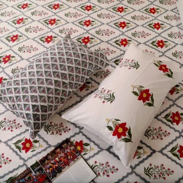 Off_White_100%_Cotton_Hand_Block_Bedding_Sets_For_Everyday_Use