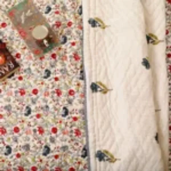 Off_White_100%_Cotton_Hand_Block_Bedding_Sets_For_Everyday_Use