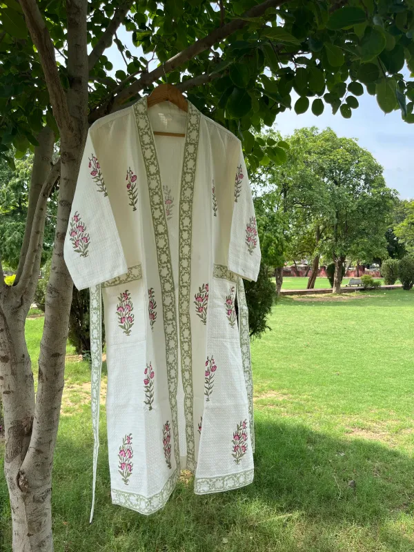 Off_White_Cotton_Waffle_Bathrobe_For_Everyday_Use