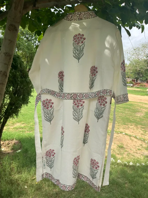 Off_White_Cotton_Waffle_Bathrobe_For_Everyday_Use