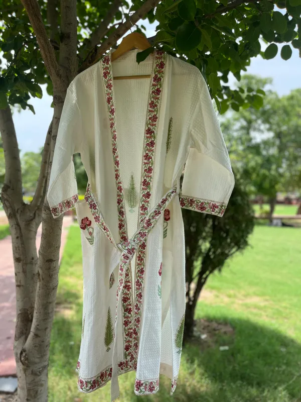 Off_White_Cotton_Waffle_Bathrobe_For_Everyday_Use