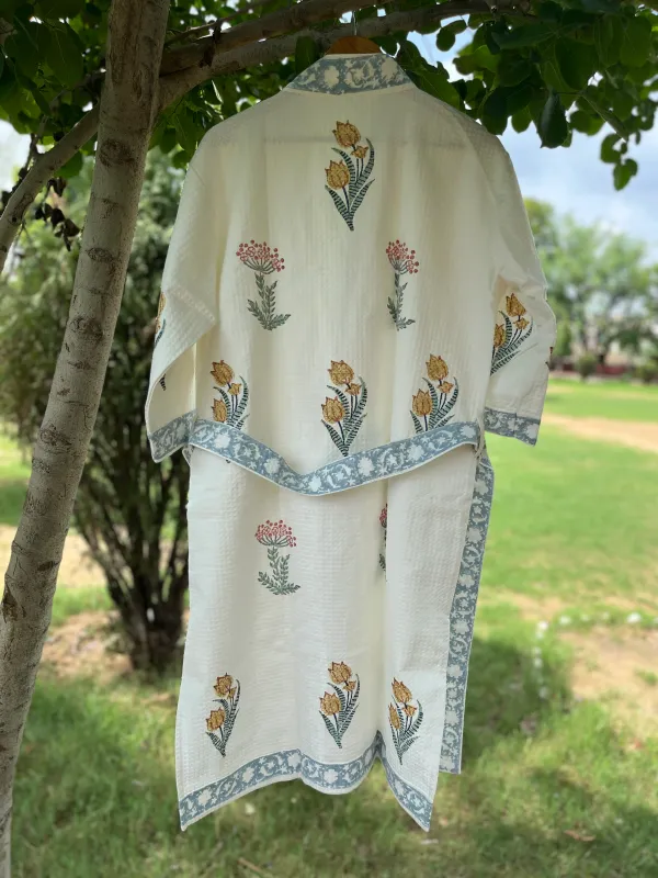 Off_White_Cotton_Waffle_Bathrobe_For_Everyday_Use