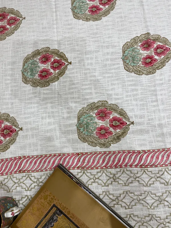 Off_White_Handloom_Cotton_Sofa_Throw_For_Everyday_Use