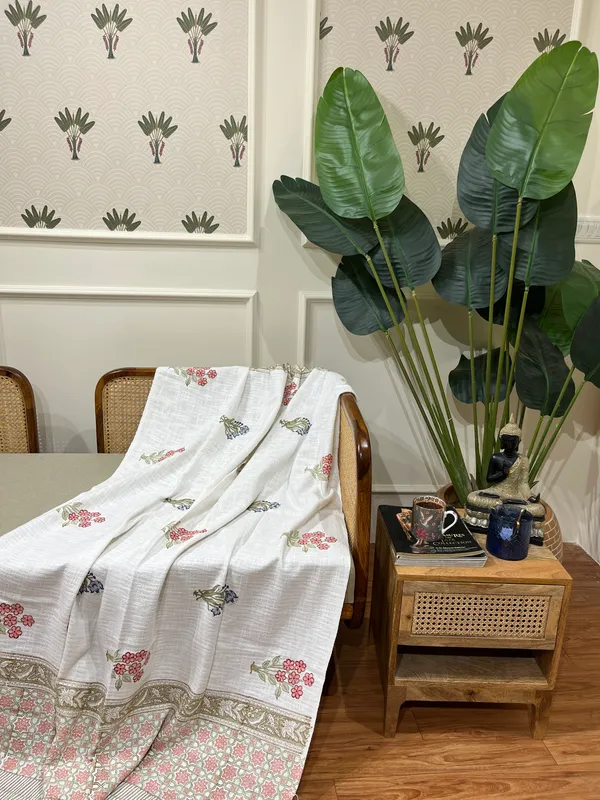 Off_White_Handloom_Cotton_Sofa_Throw_For_Everyday_Use