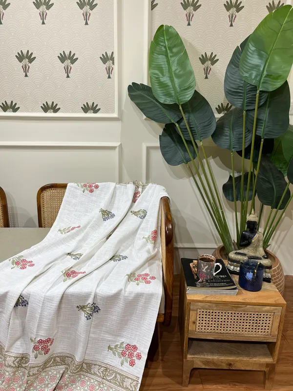 Off_White_Handloom_Cotton_Sofa_Throw_For_Everyday_Use