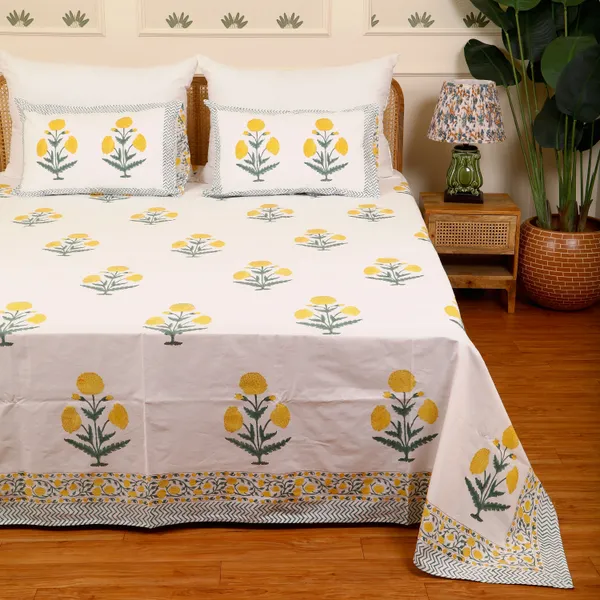 Off_White_100%_Cotton_Hand_Block_Bedsheet_King_For_Everyday_Use