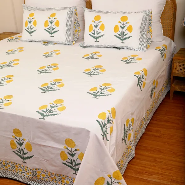 Off_White_100%_Cotton_Hand_Block_Bedsheet_King_For_Everyday_Use