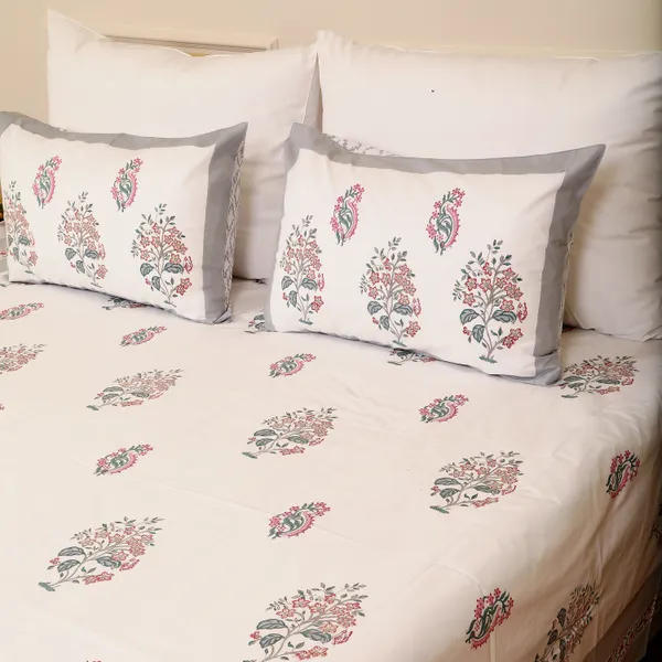 Off_White_100%_Cotton_Hand_Block_Bedsheet_King_For_Everyday_Use