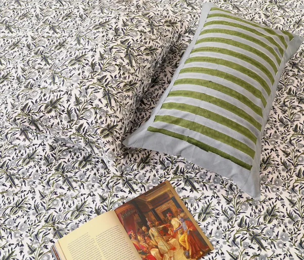 Green_100%_Cotton_Hand_Block_Bedsheet_King_For_Everyday_Use