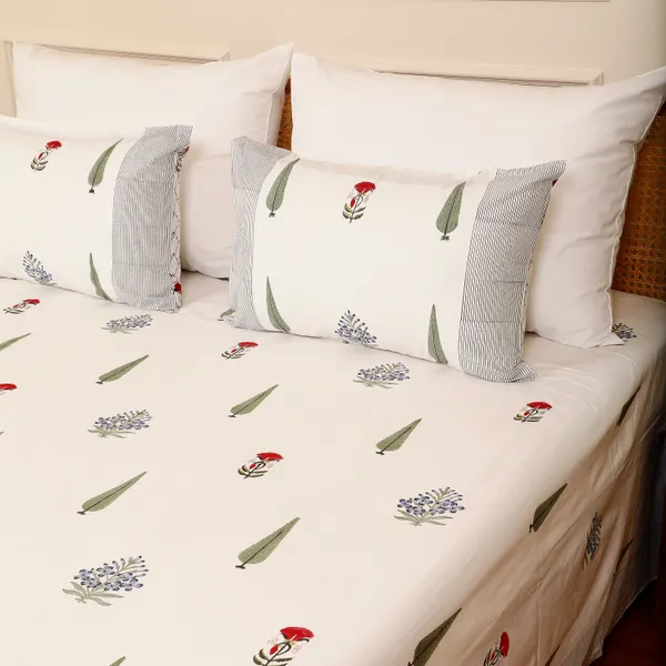 Off_White_100%_Cotton_Hand_Block_Bedsheet_King_For_Everyday_Use