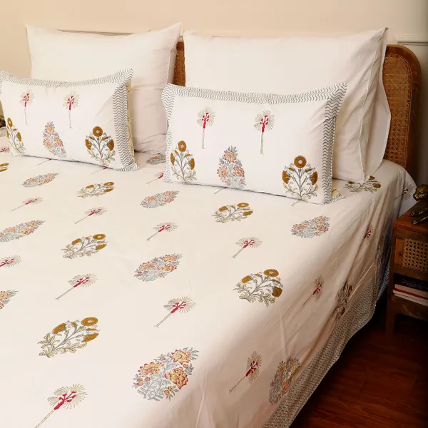 Off_White_100%_Cotton_Hand_Block_Bedsheet_King_For_Everyday_Use