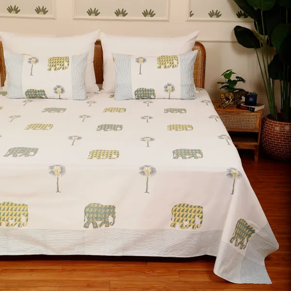 Off_White_100%_Cotton_Hand_Block_Bedsheet_King_For_Everyday_Use