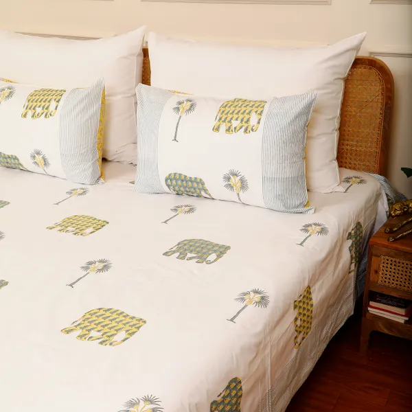 Off_White_100%_Cotton_Hand_Block_Bedsheet_King_For_Everyday_Use