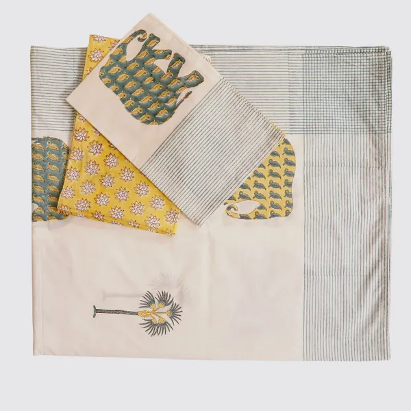Off_White_100%_Cotton_Hand_Block_Bedsheet_King_For_Everyday_Use
