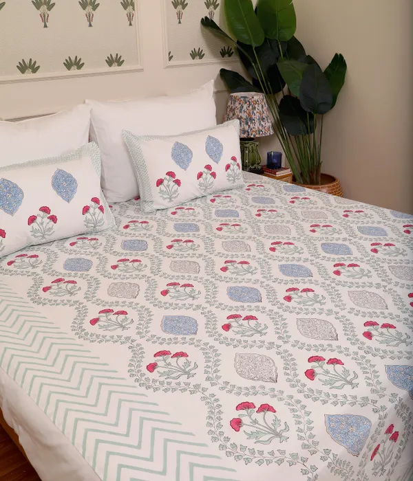 Off_White_100%_Cotton_Hand_Block_Bedsheet_King_For_Everyday_Use