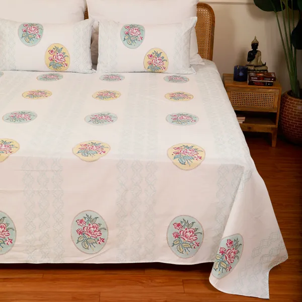 Off_White_100%_Cotton_Hand_Block_Bedsheet_King_For_Everyday_Use