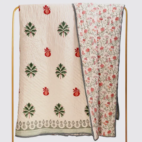 Off_White_100%_Cotton_Hand_Block_King_Size_Quilt_For_Everyday_Use