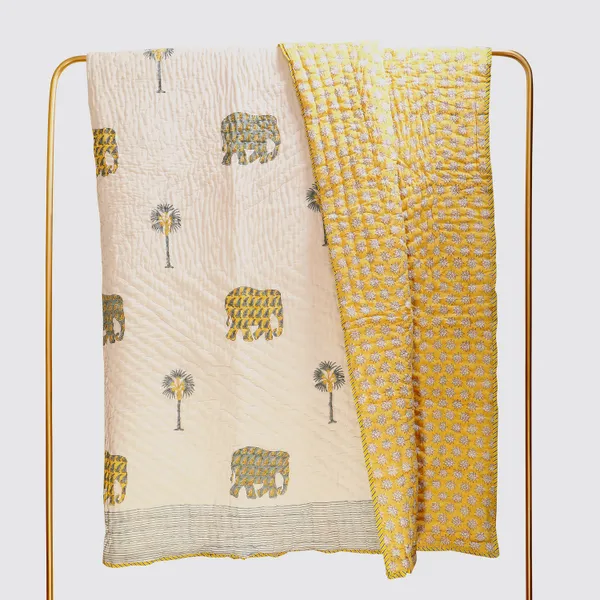 Off_White_100%_Cotton_Hand_Block_King_Size_Quilt_For_Everyday_Use