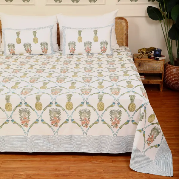 Off_White_100%_Cotton_Hand_Block_Bedsheet_Super_King_For_Everyday_Use