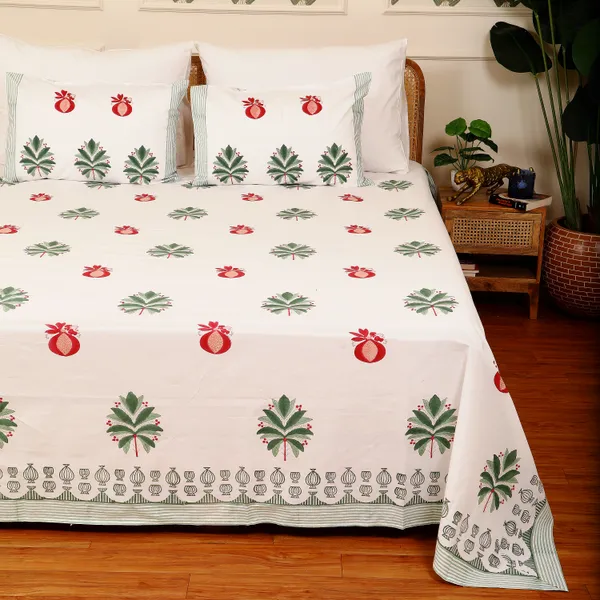 Off_White_100%_Cotton_Hand_Block_Bedsheet_Super_King_For_Everyday_Use