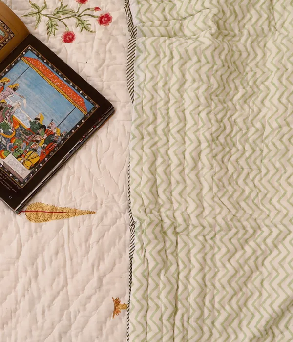Off_White_100%_Cotton_Hand_Block_Single_Size_Quilt_For_Everyday_Use
