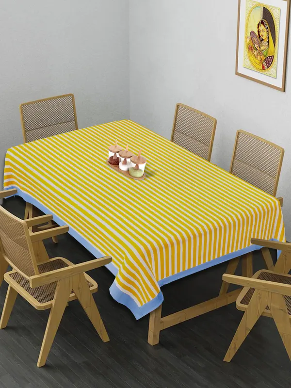 White_Canvas_Table_Cloth_For_Everyday_Use