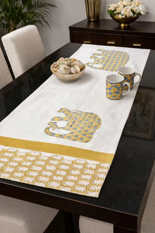 Off_White_Canvas_Tabel_Runner_For_Everyday_Use
