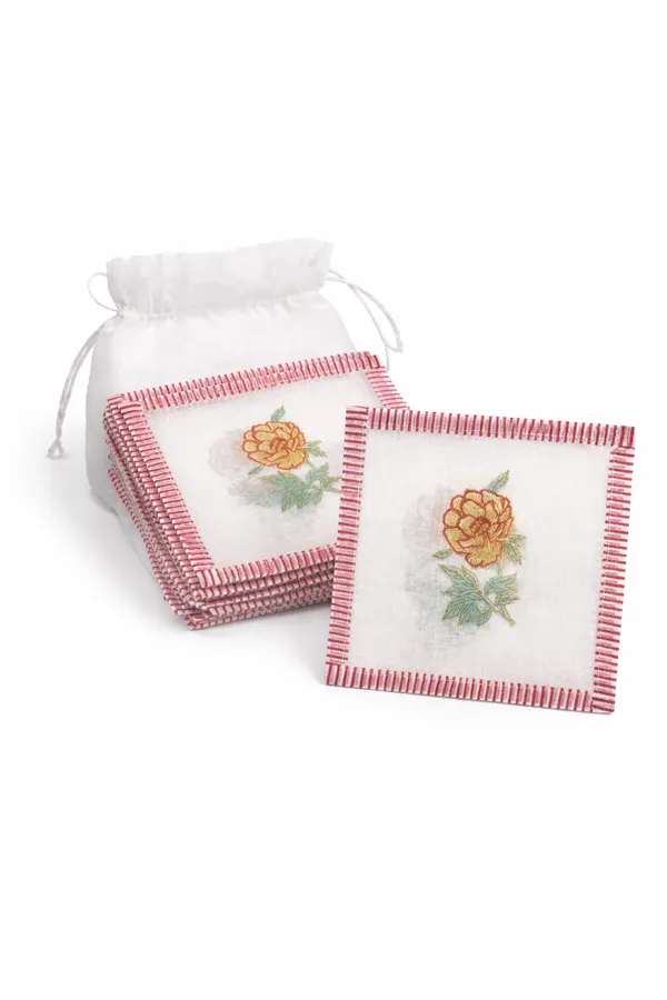 Off_White_Organdie_Coaster_Set_For_Everyday_Use