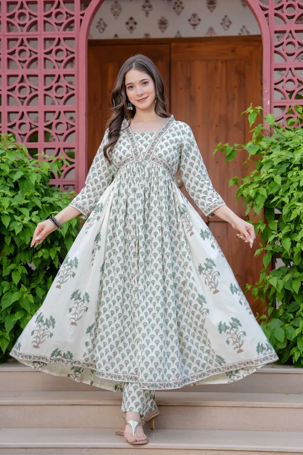 Off_White_Cotton__Kurta_For_Women