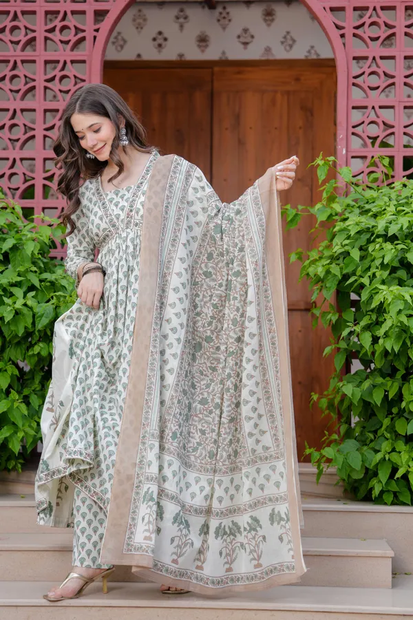Off_White_Cotton__Kurta_For_Women