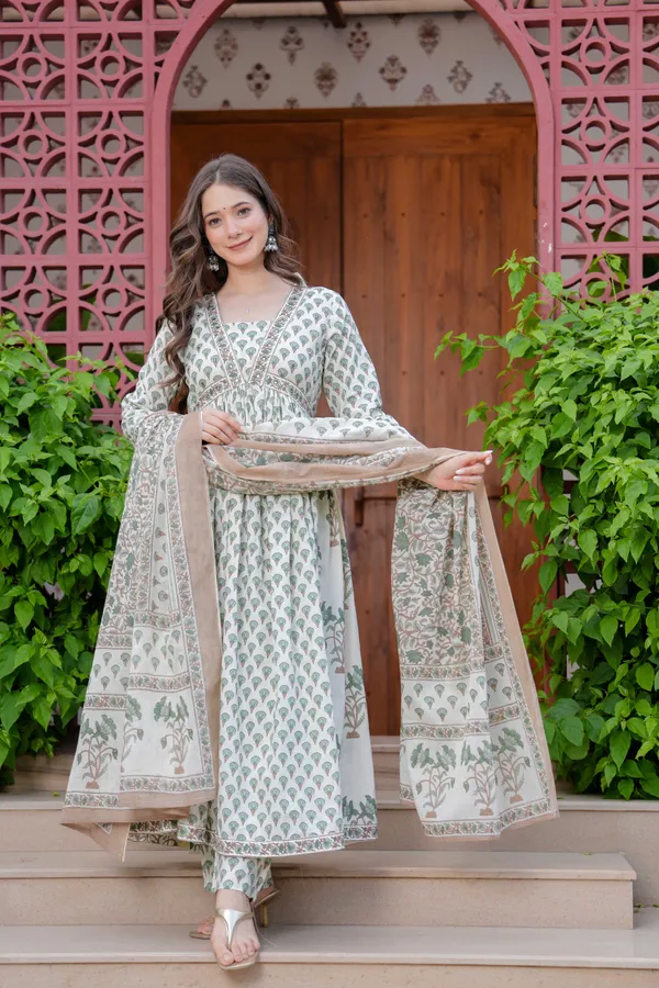 Off_White_Cotton__Kurta_For_Women