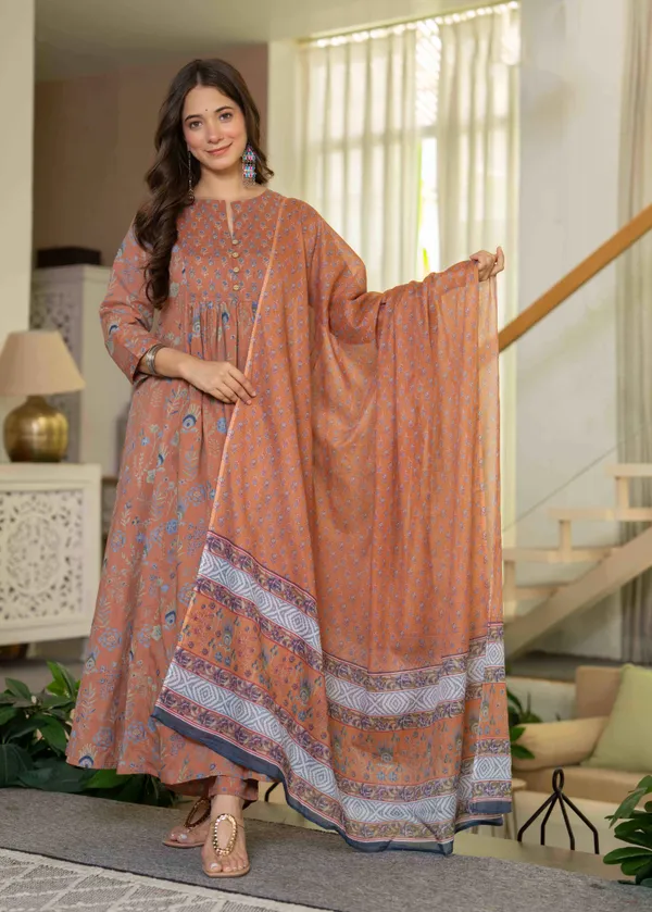 Peach_Cotton_Anarkali_Kurta_For_Women