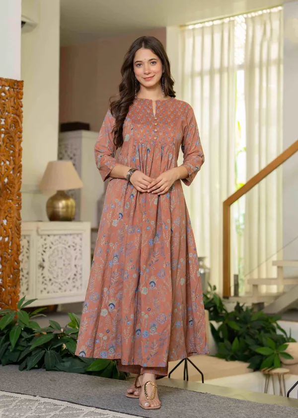 Peach_Cotton_Anarkali_Kurta_For_Women