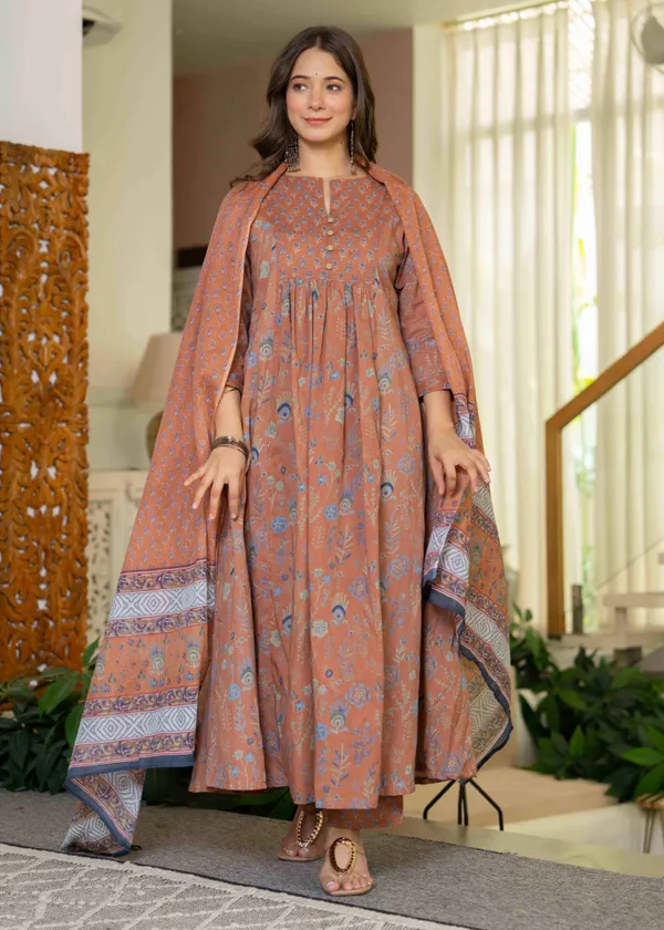 Peach_Cotton_Anarkali_Kurta_For_Women