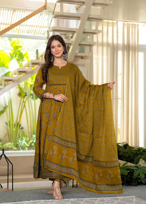 Mustard_Cotton_Anarkali_Kurta_For_Women