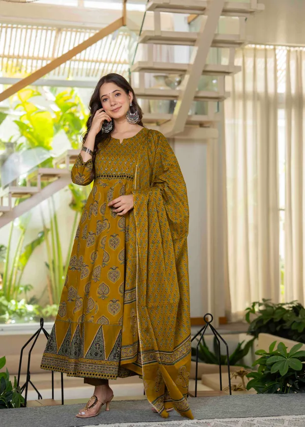 Mustard_Cotton_Anarkali_Kurta_For_Women