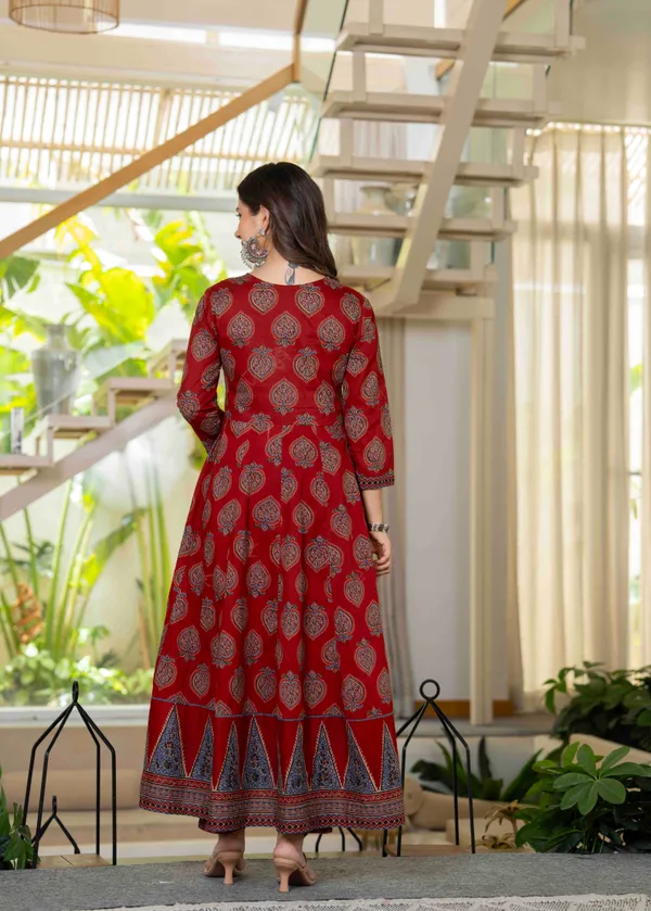 Red_Cotton_Anarkali_Kurta_For_Women