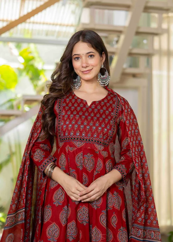 Red_Cotton_Anarkali_Kurta_For_Women