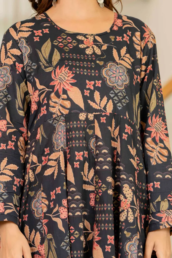 Black_Cotton_Anarkali_Kurta_For_Women