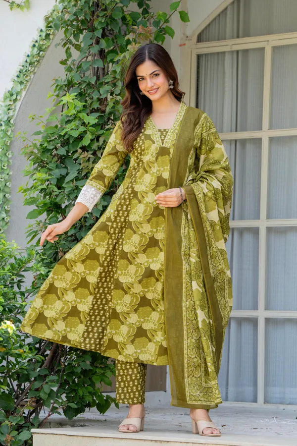Olive_Green_Cotton_Anarkali_Kurta_For_Women