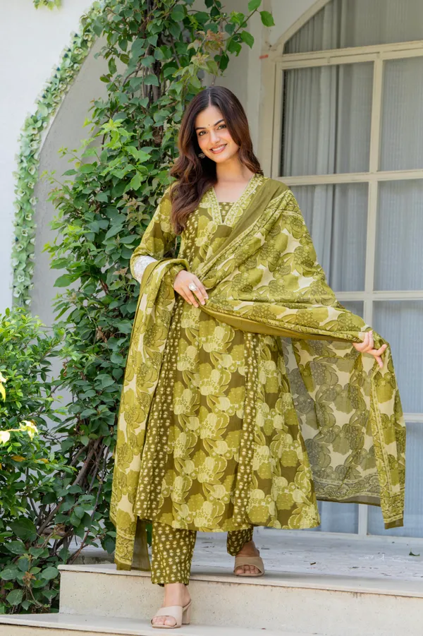 Olive_Green_Cotton_Anarkali_Kurta_For_Women